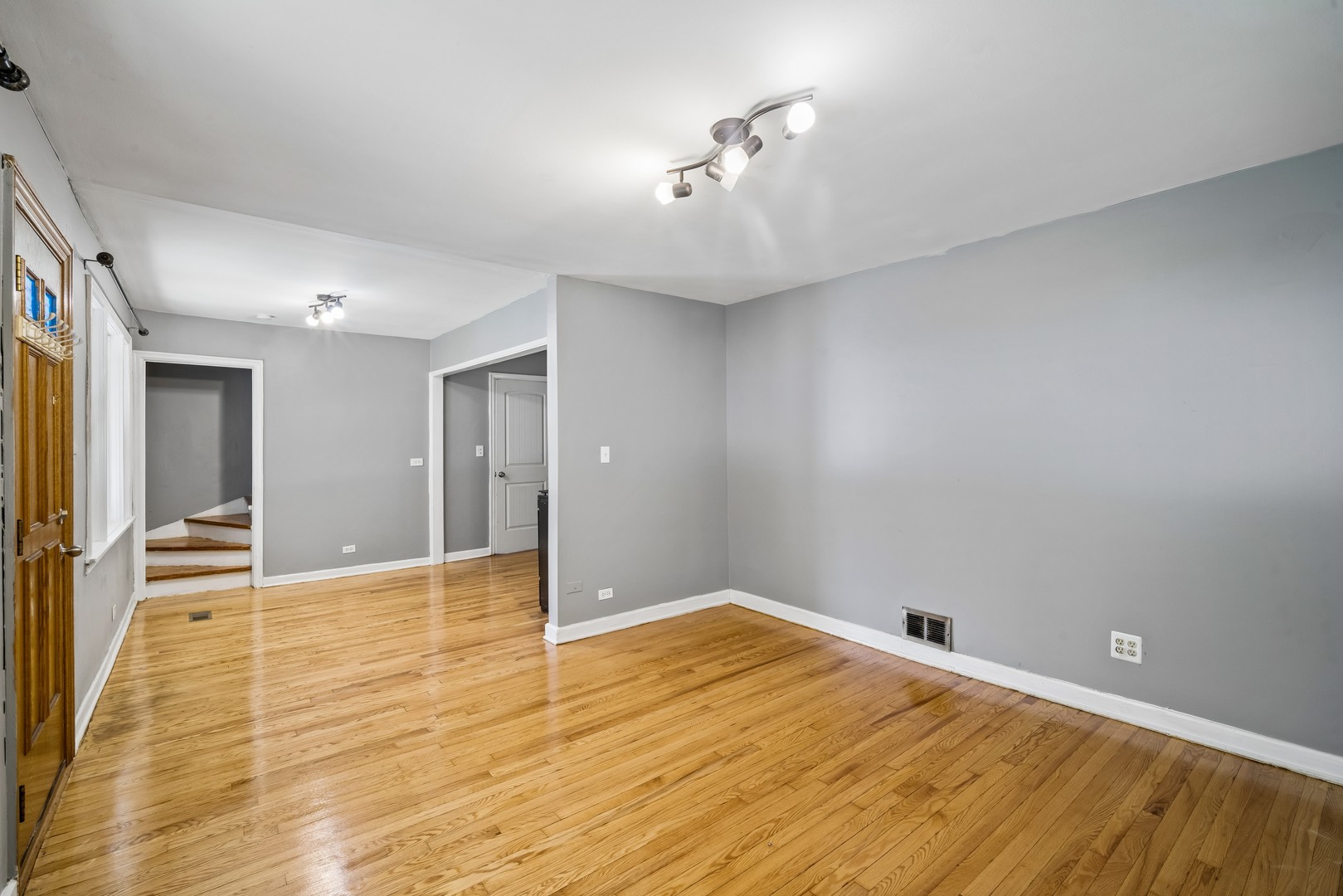 4702 River Road Property Photo 4