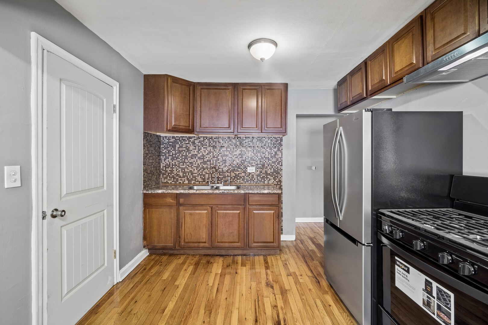 4702 River Road Property Photo 6