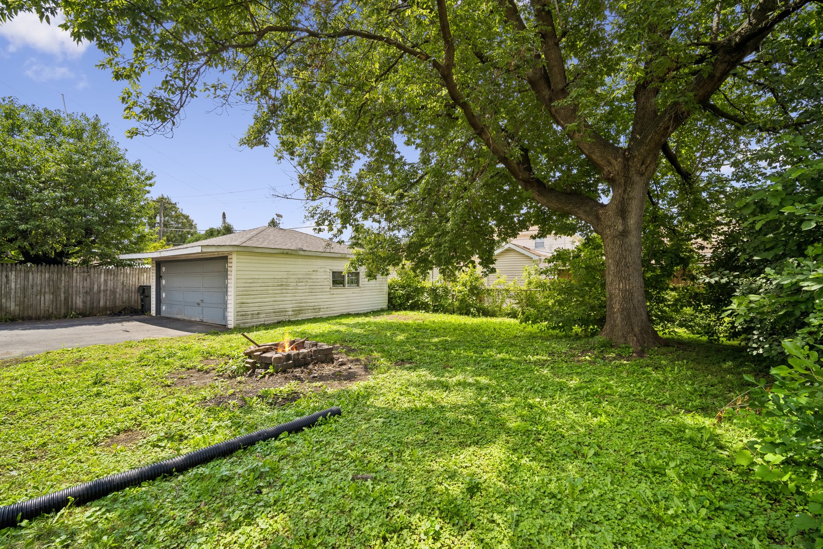 4702 River Road Property Photo 18