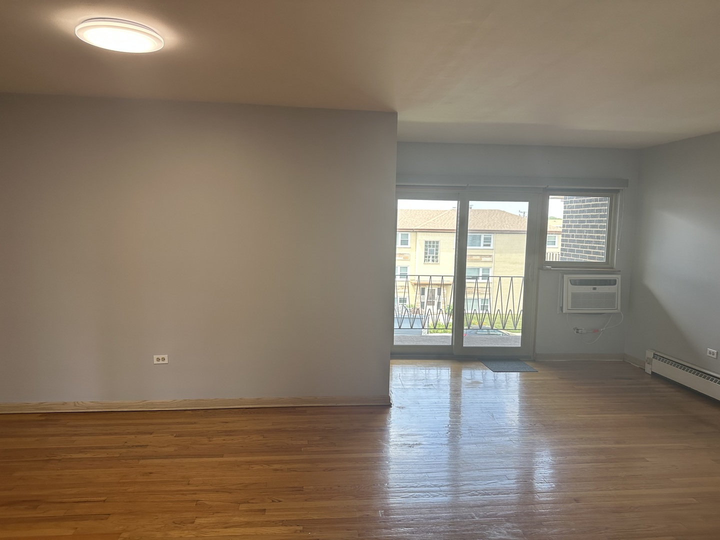 3001 N Paris Avenue 306 Property Photo 2