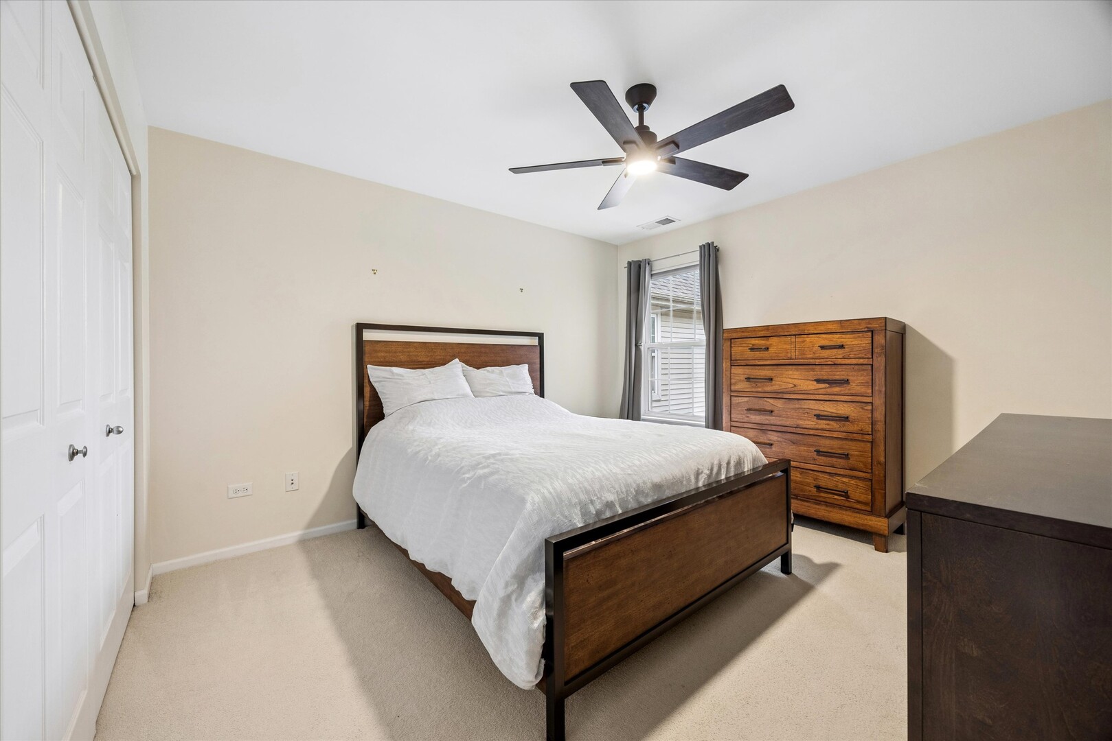 2446 Abbey Drive Property Photo 11