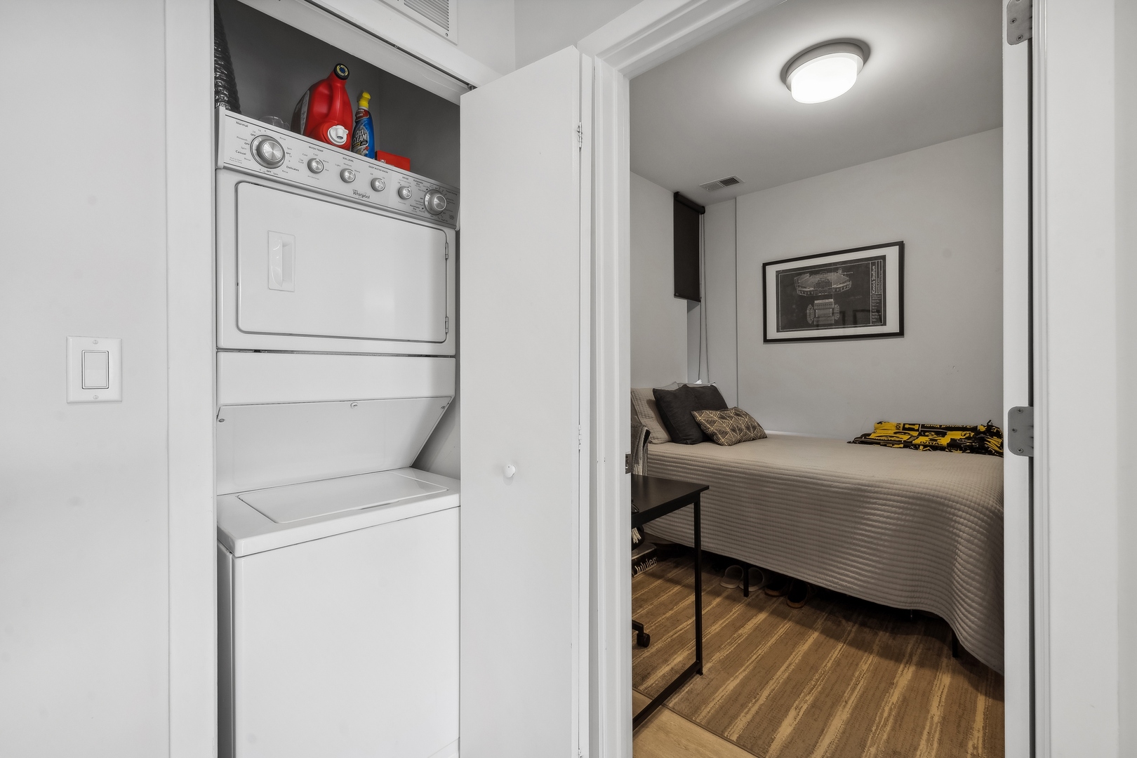 713 N Milwaukee Avenue 603 Property Photo 12