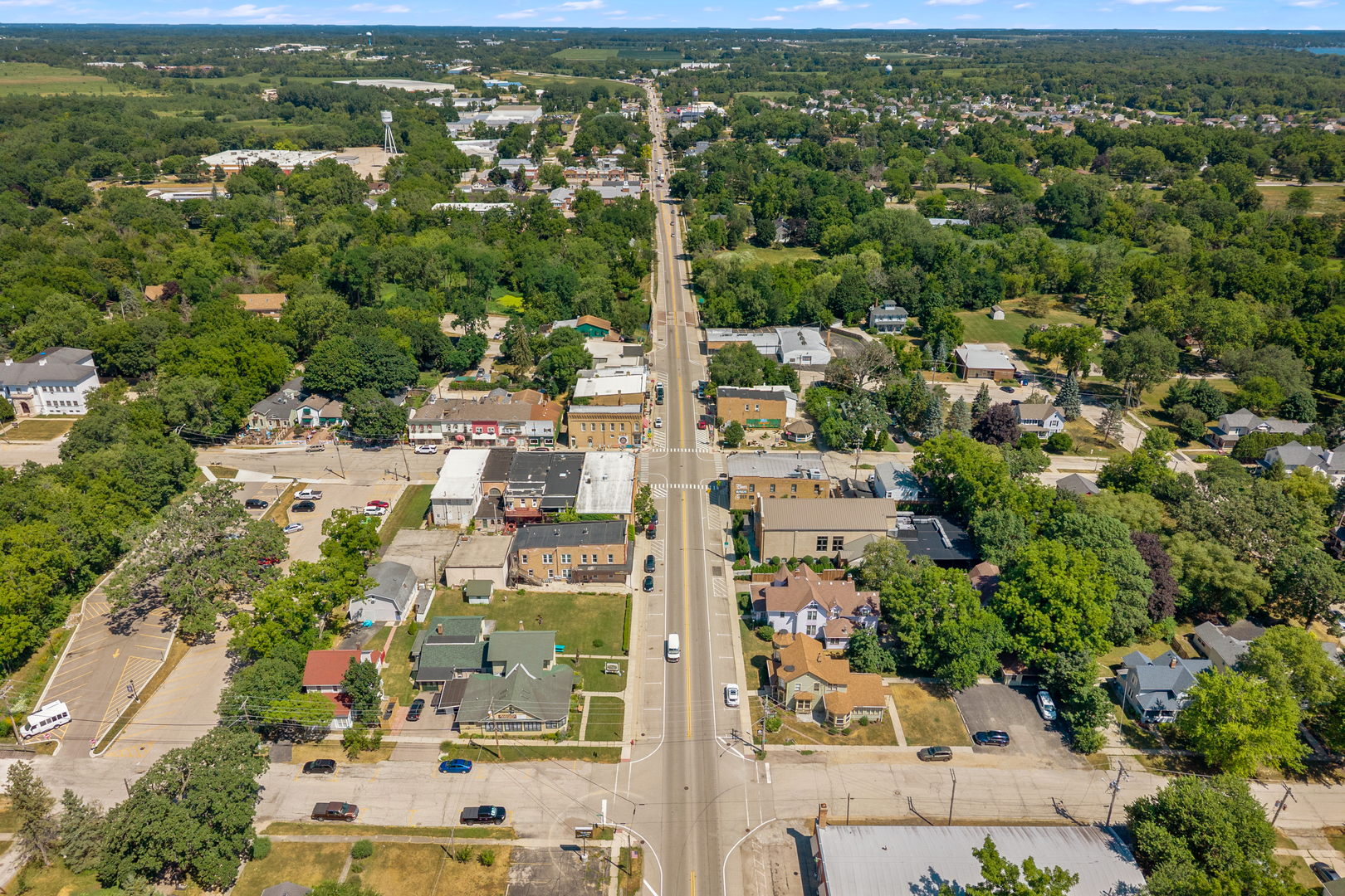 10400 Main Street Property Photo 8