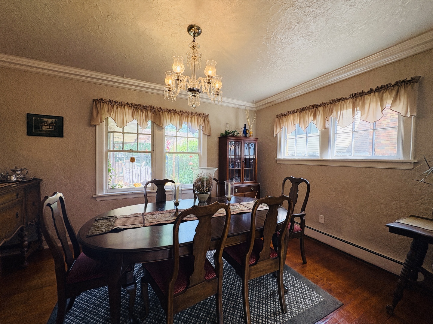 901 Parkview Avenue Property Photo 8