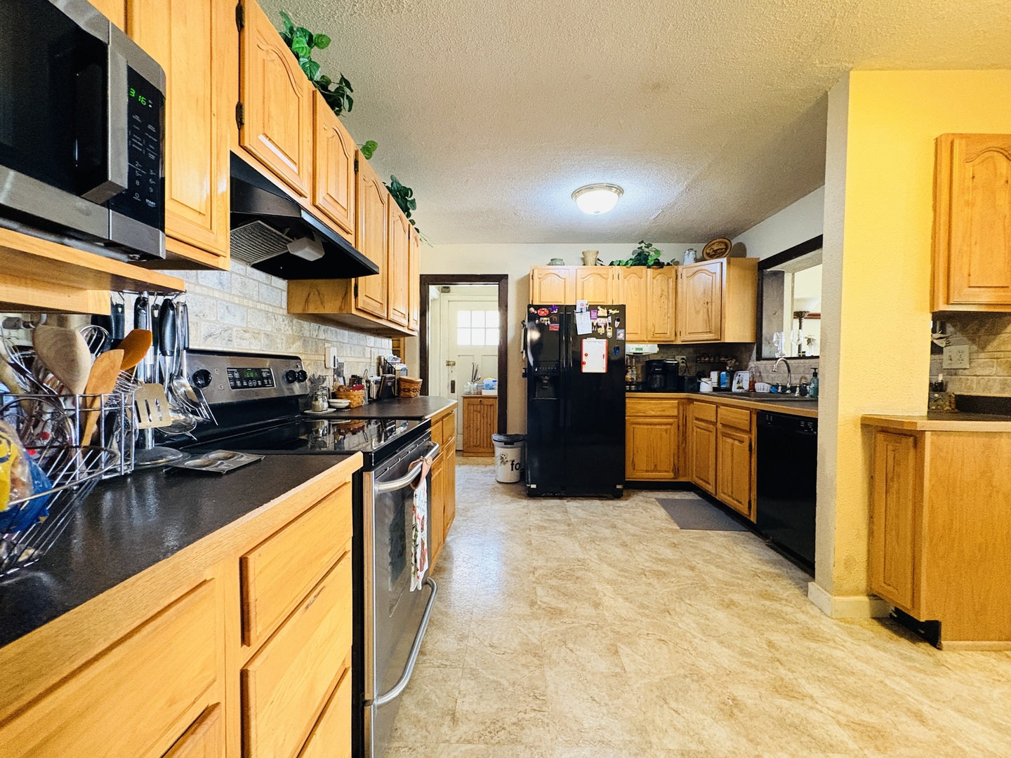 901 Parkview Avenue Property Photo 11