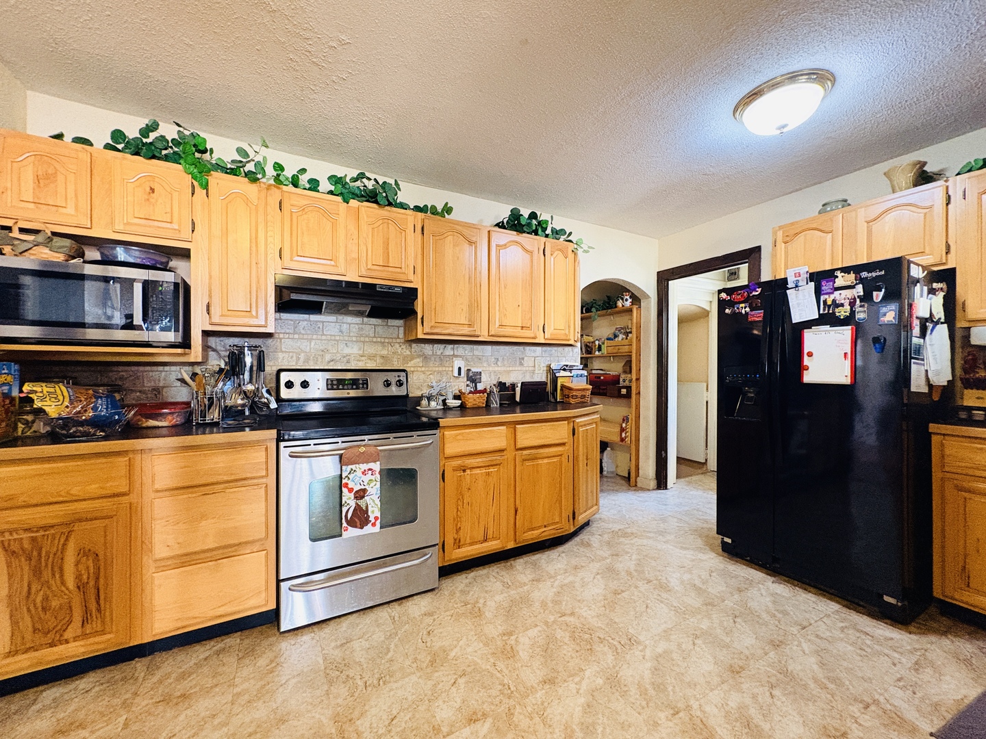 901 Parkview Avenue Property Photo 13