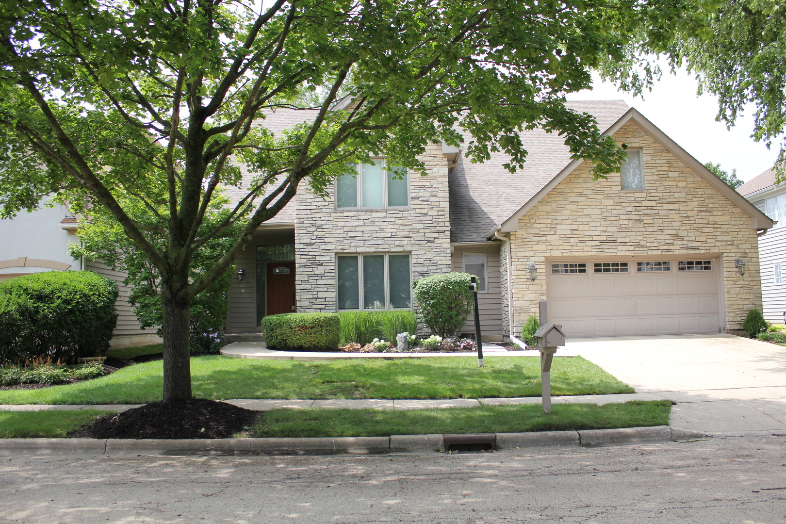 1319 Cranbrook Circle Property Photo 2