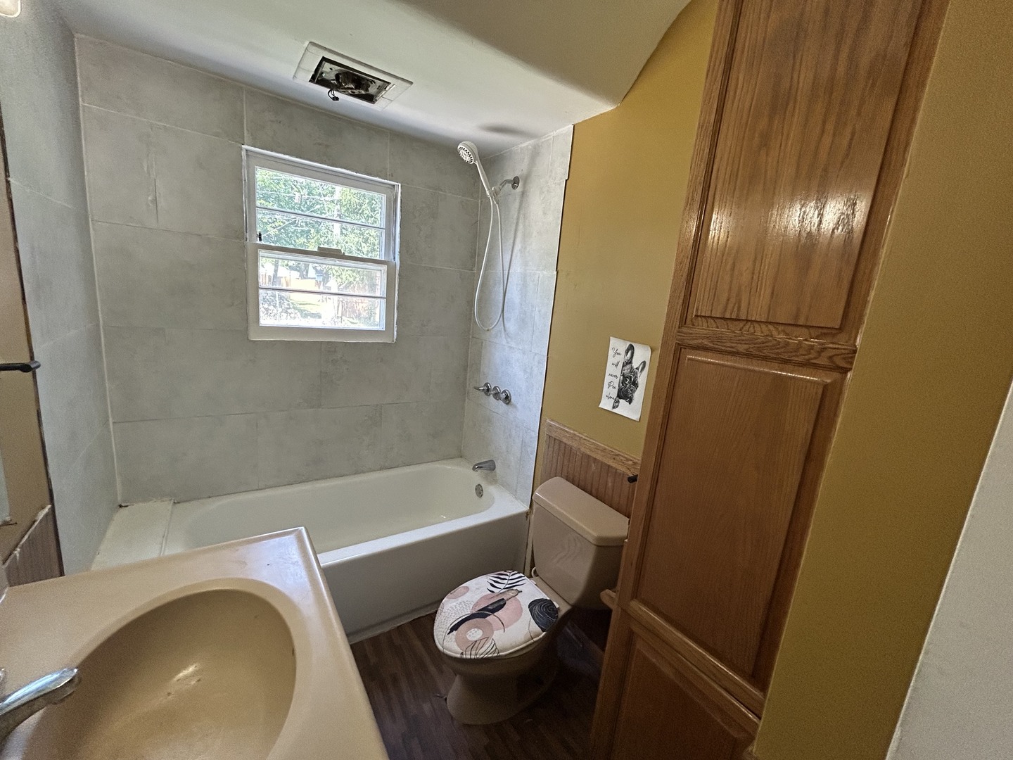 165 W 34th Street Property Photo 12