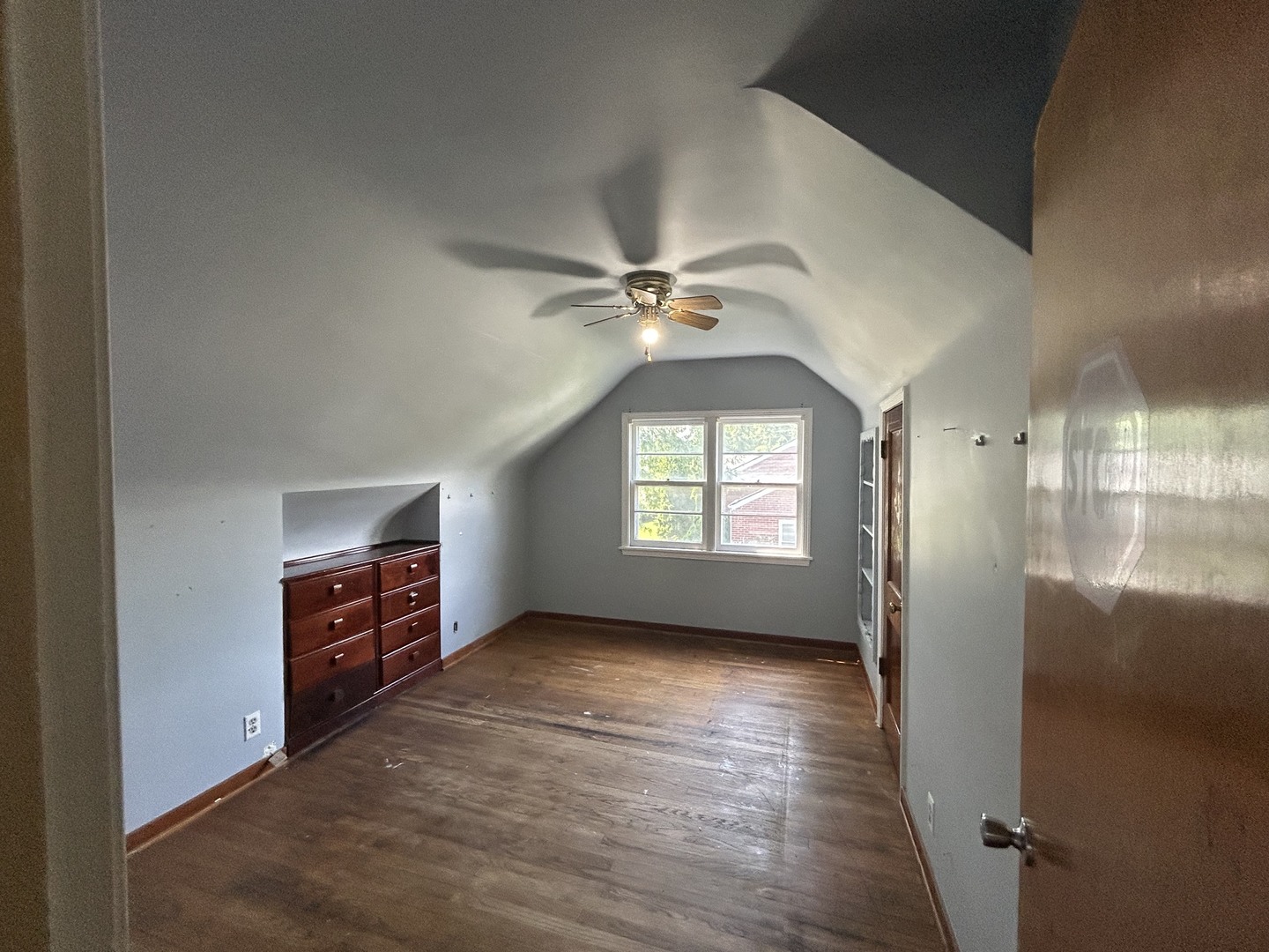 165 W 34th Street Property Photo 14
