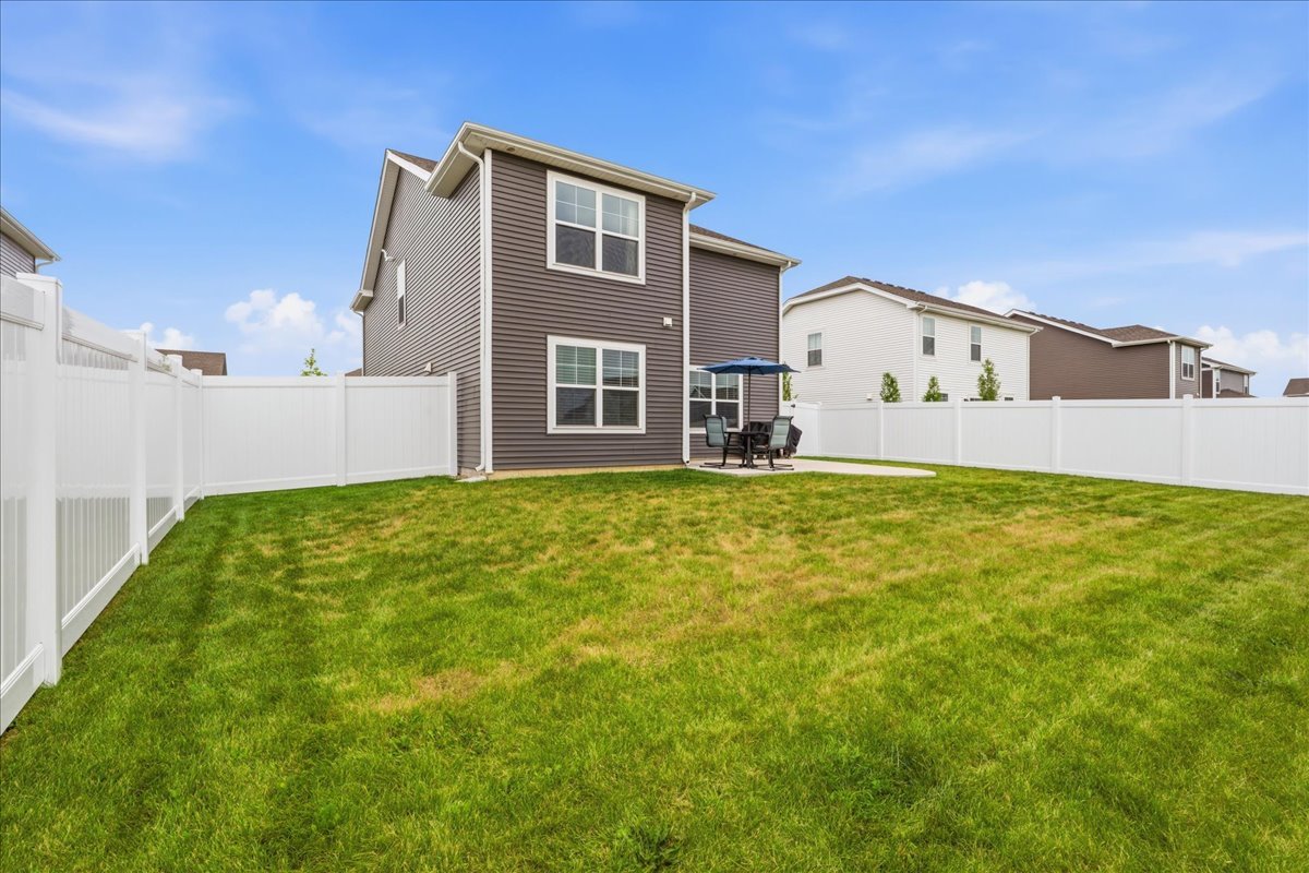 116 Fieldcrest Avenue Property Photo 31