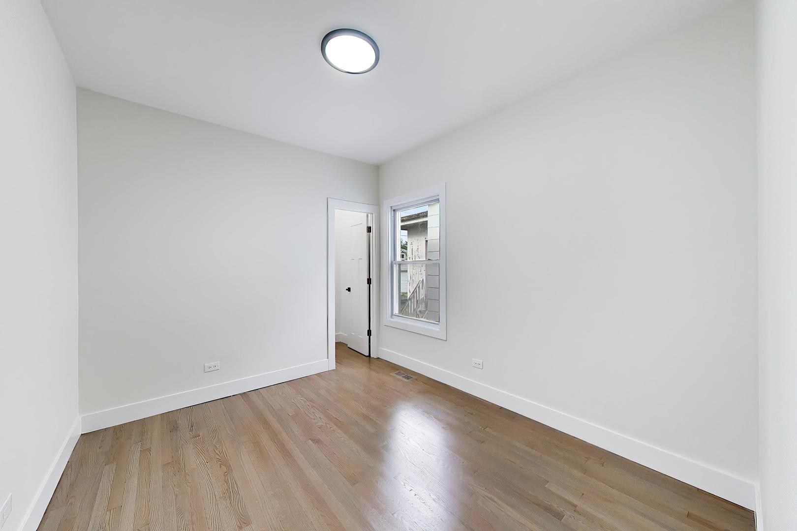 4911 W Argyle Street Property Photo 21