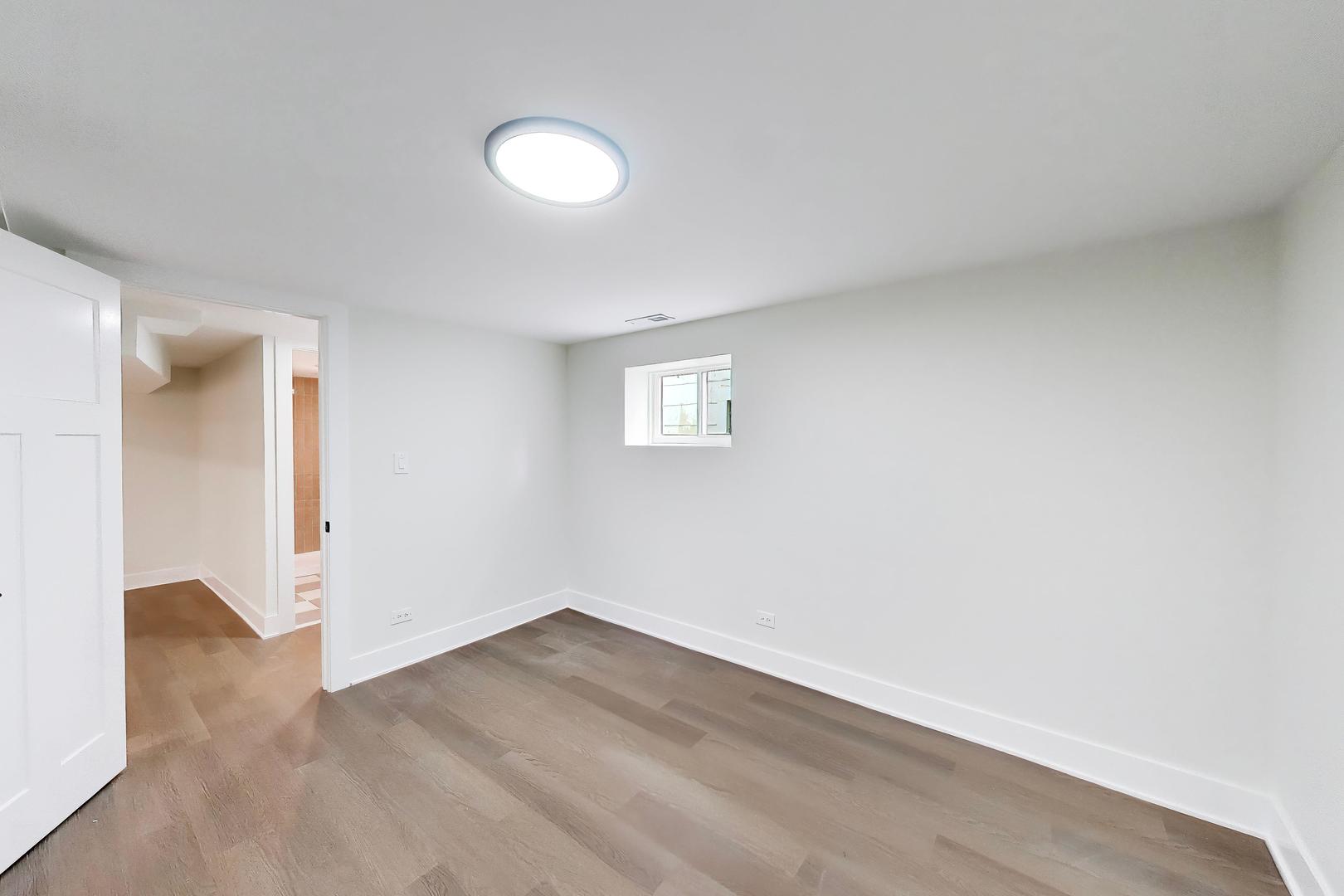 4911 W Argyle Street Property Photo 38