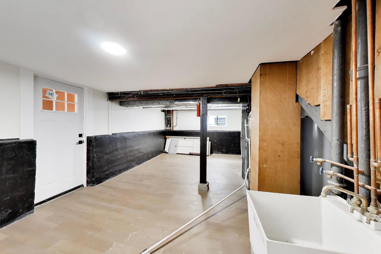4911 W Argyle Street Property Photo 40