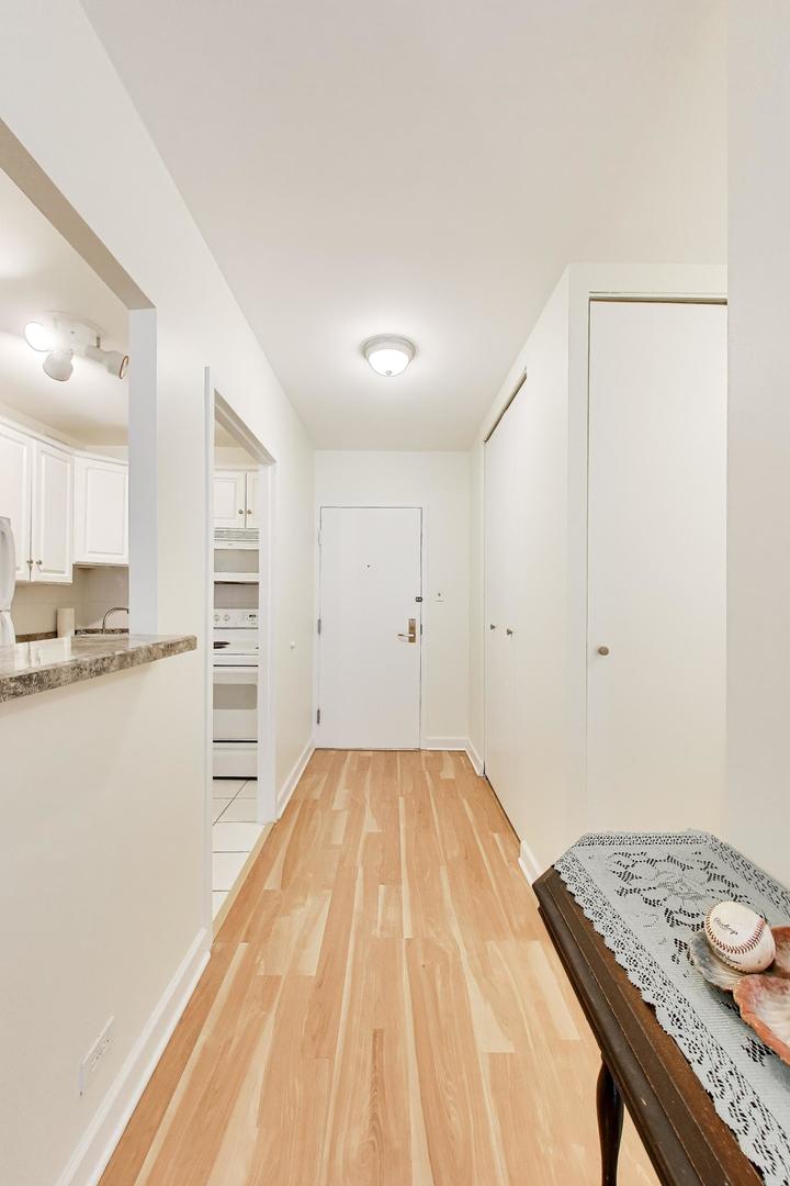 777 N Michigan Avenue 3406 Property Photo 5
