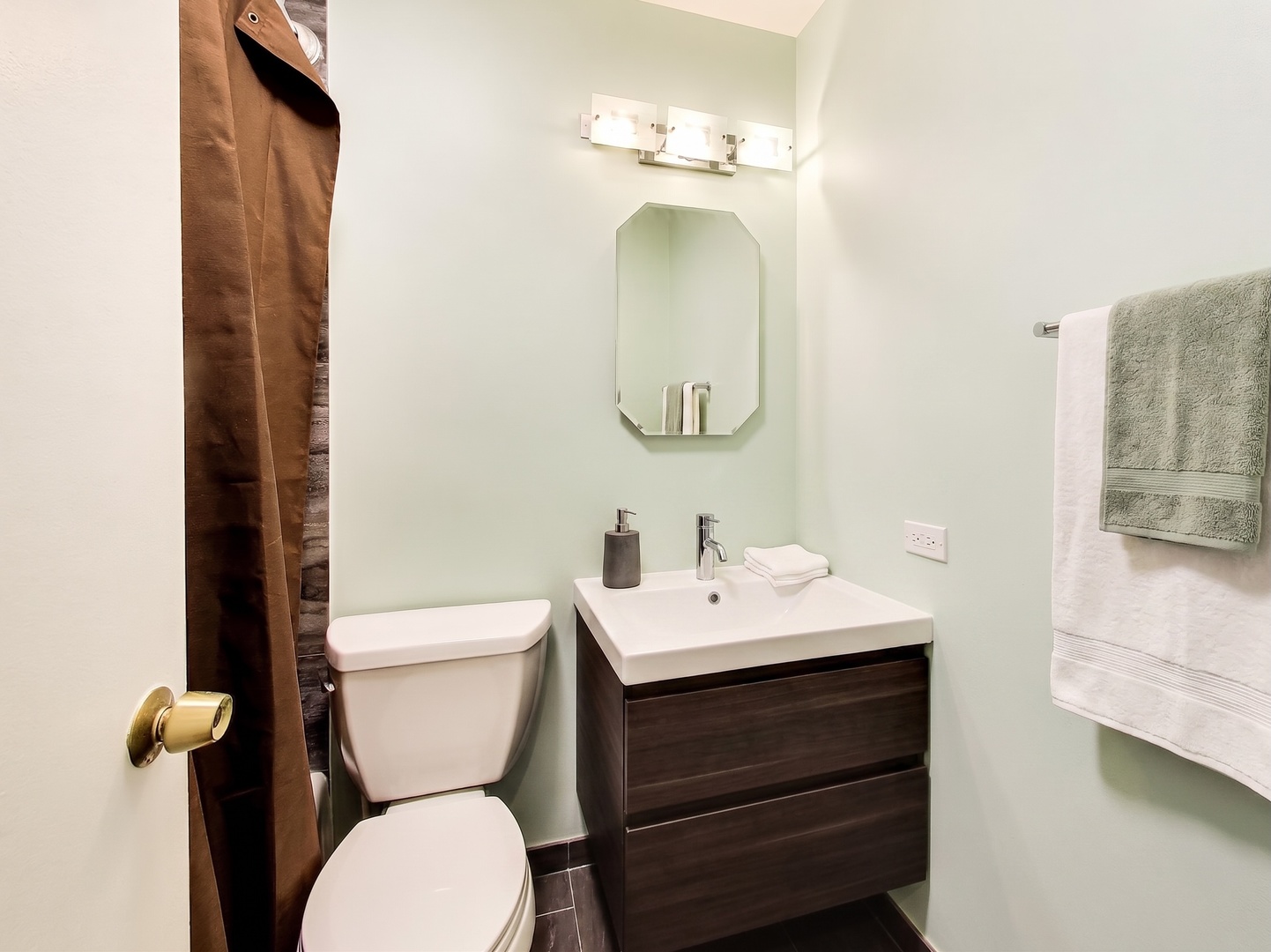 777 N Michigan Avenue 3406 Property Photo 12
