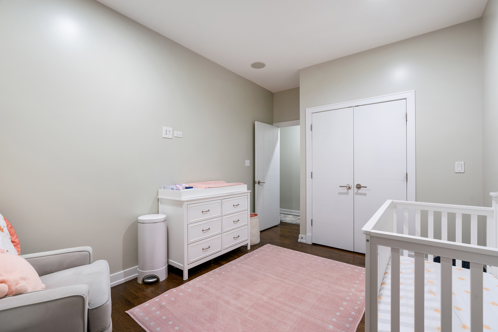 1536 W Walton Street 1 Property Photo 18
