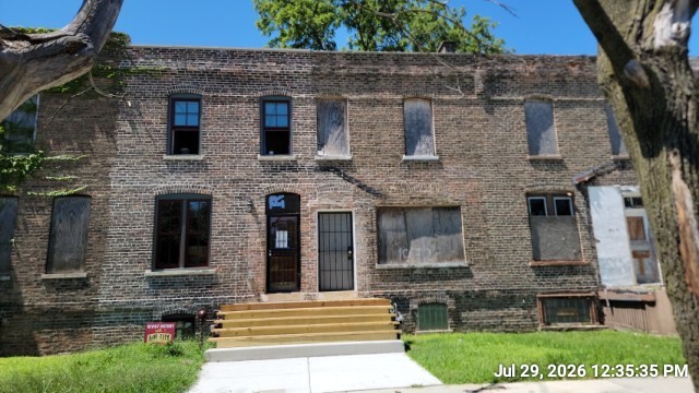 10732 S Langley Avenue Property Photo 1