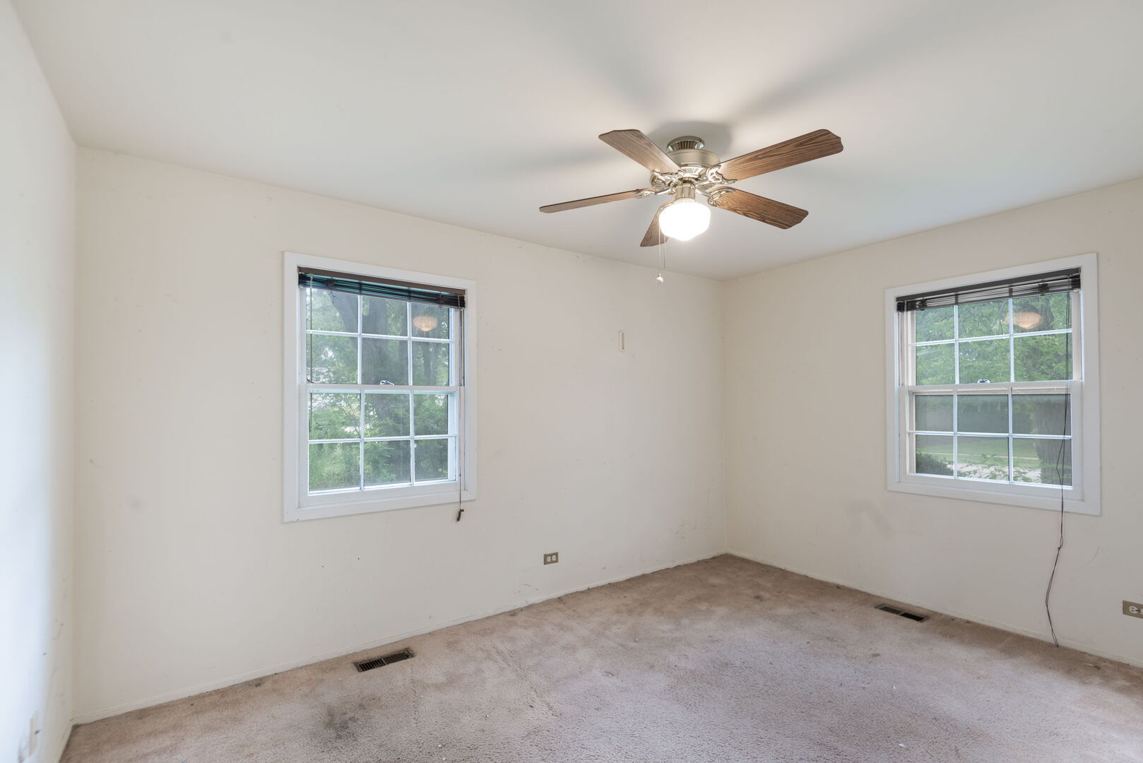 751 Twisted Oak Lane Property Photo 9
