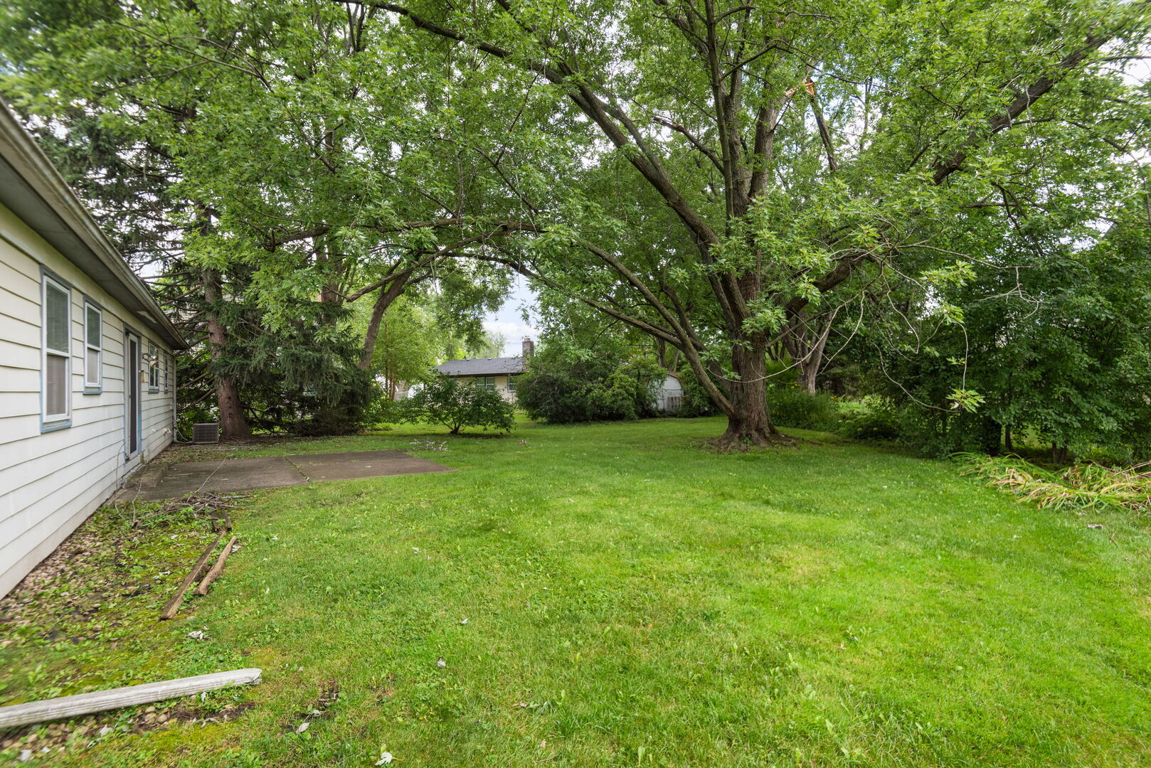 751 Twisted Oak Lane Property Photo 16