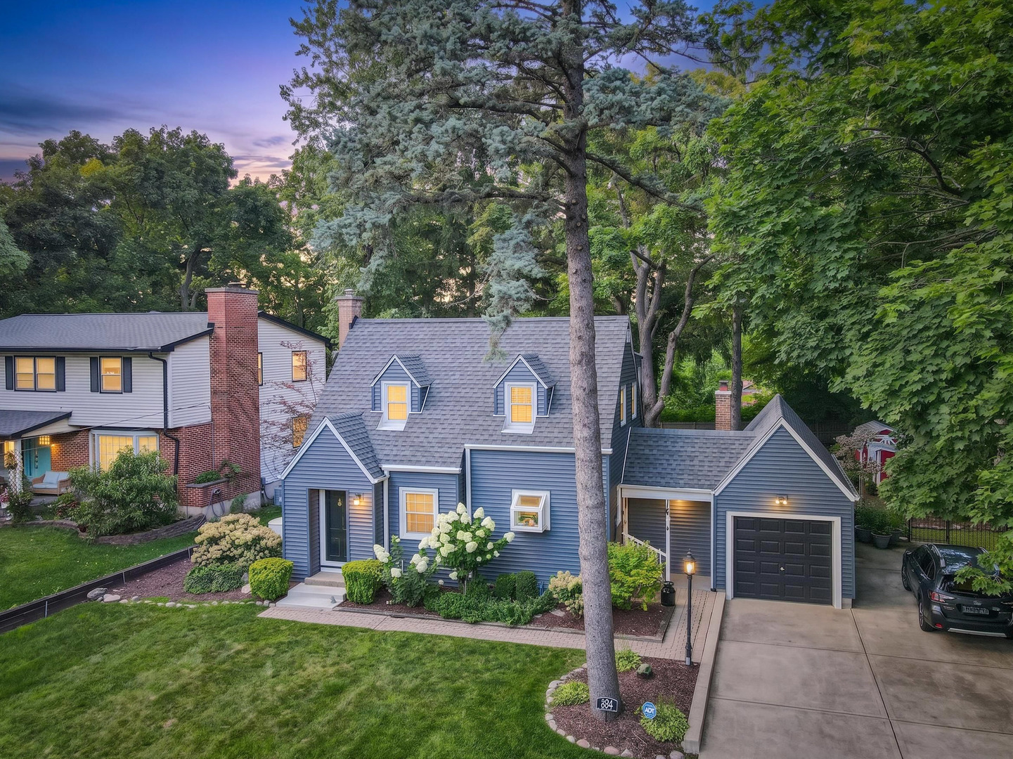 834 Forest Avenue Property Photo