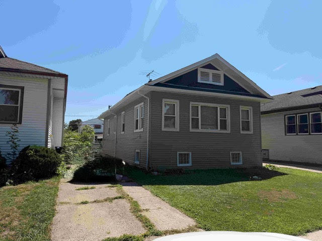 1407 S 16th Avenue Property Photo 3
