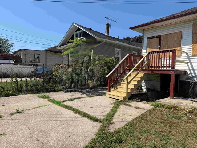 1407 S 16th Avenue Property Photo 8