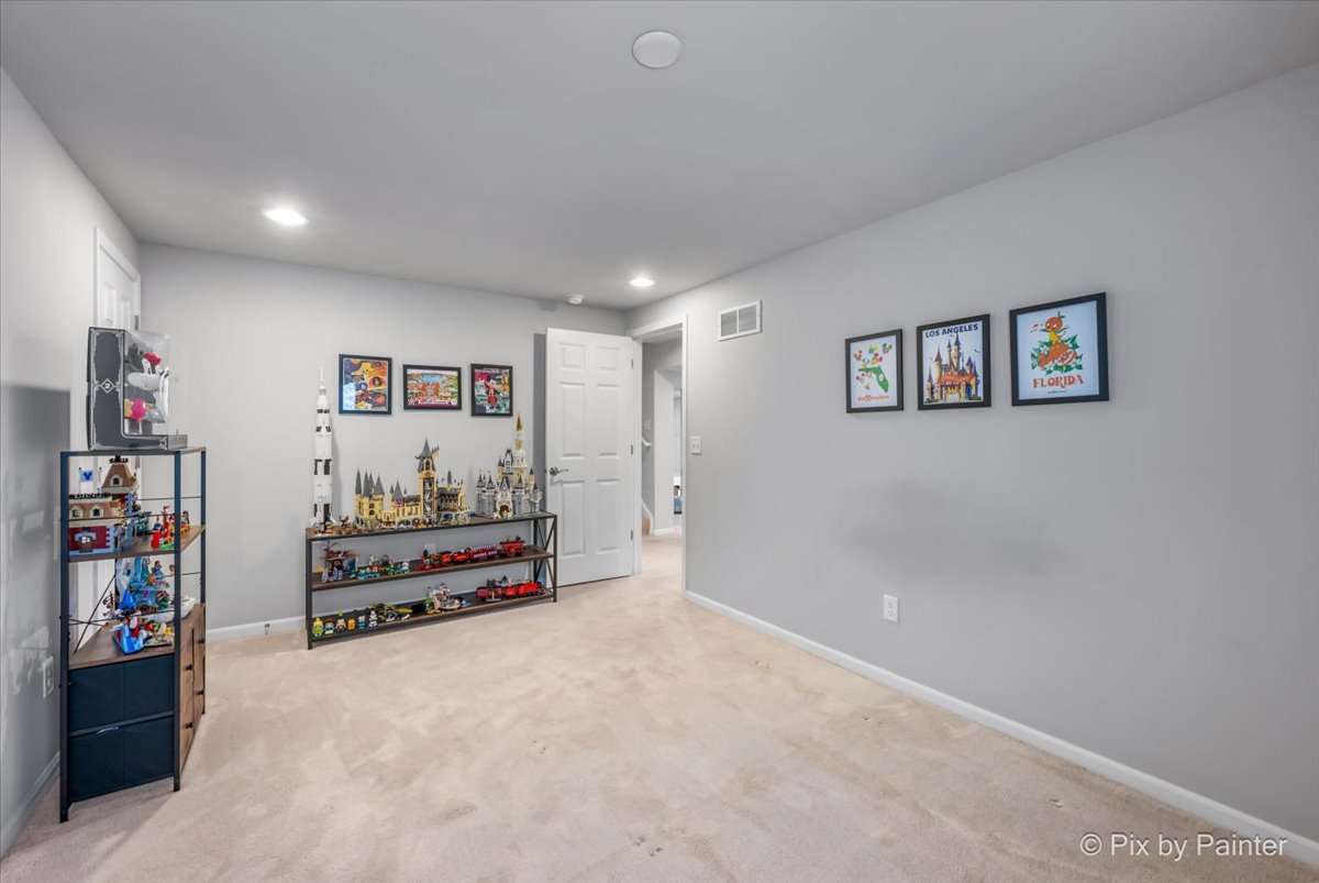 0n334 King Drive Property Photo 35