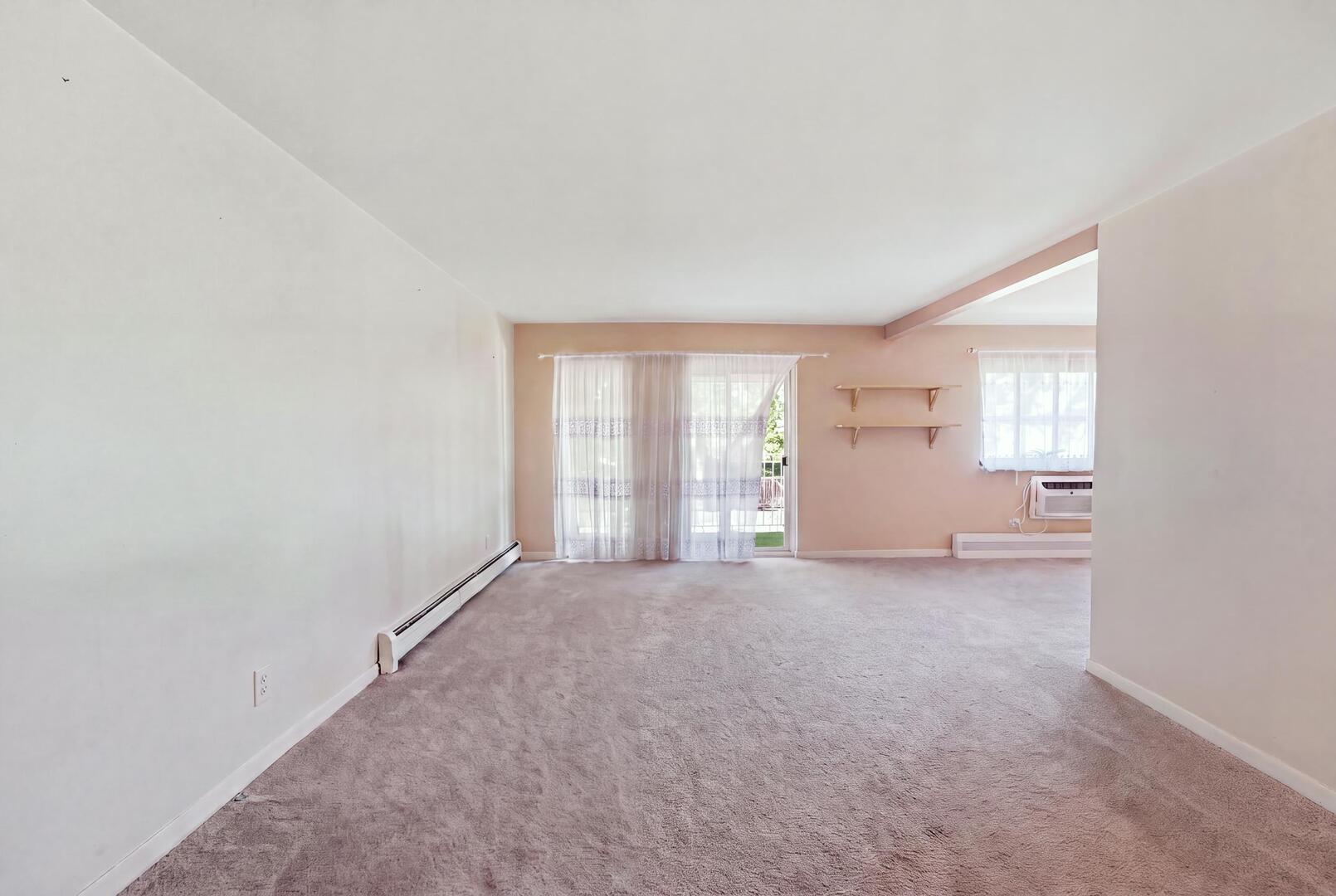 6 E Lillian Avenue 2b Property Photo 4