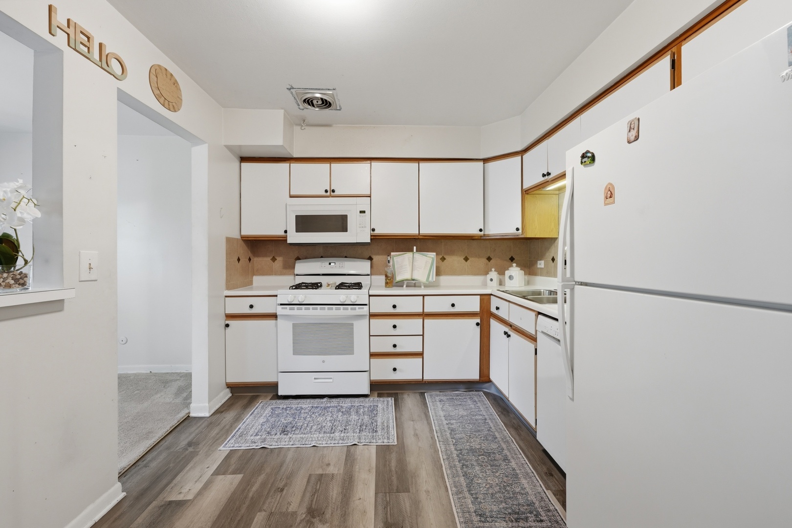 6 E Lillian Avenue 2b Property Photo 13