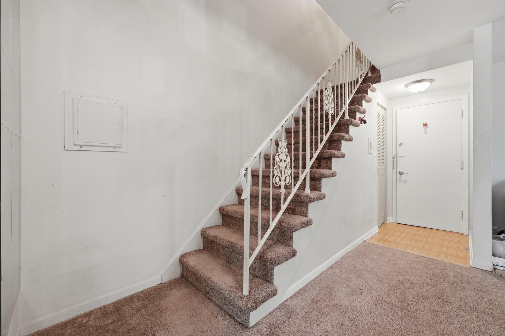 6 E Lillian Avenue 2b Property Photo 17
