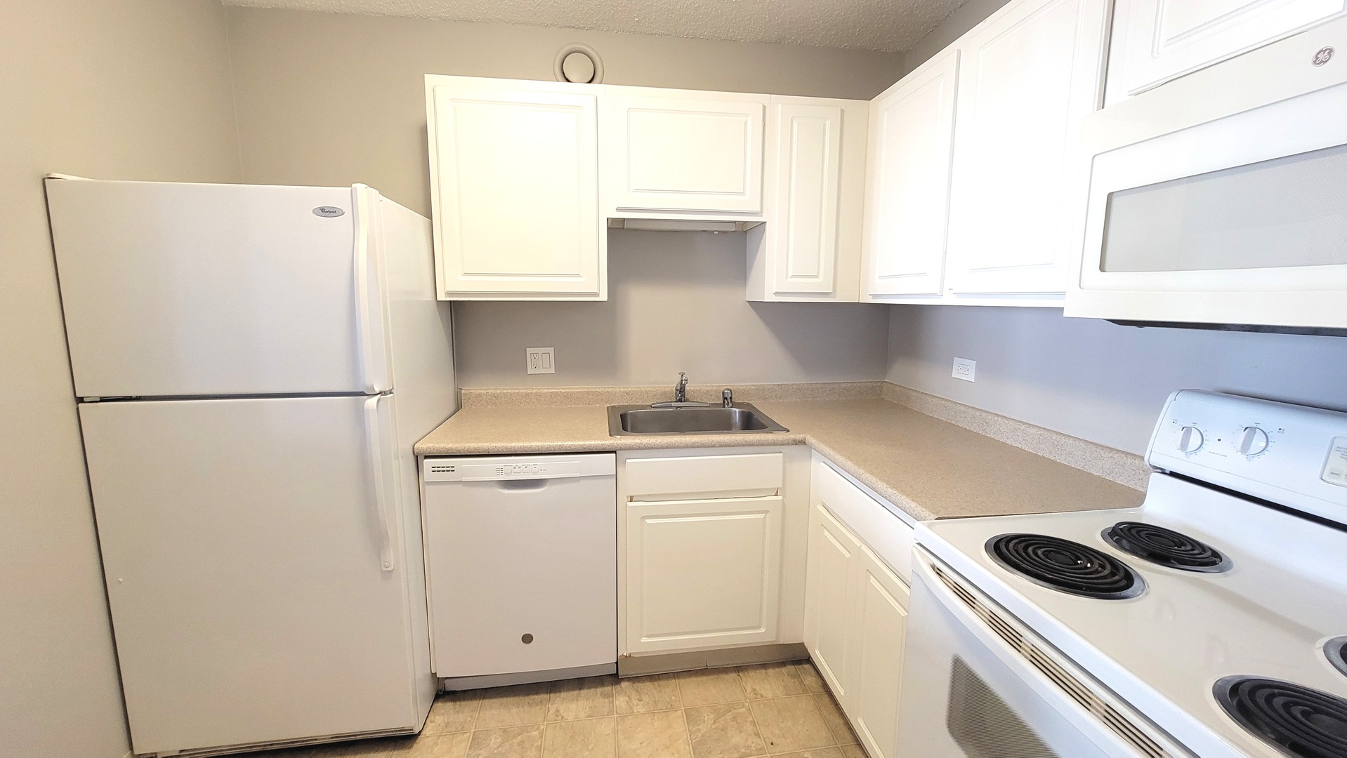 10 E Ontario Street 2406 Property Photo 7
