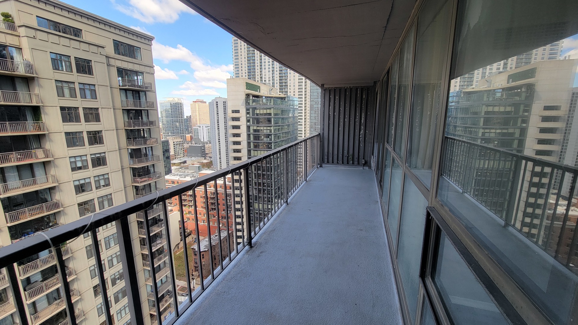 10 E Ontario Street 2406 Property Photo 15