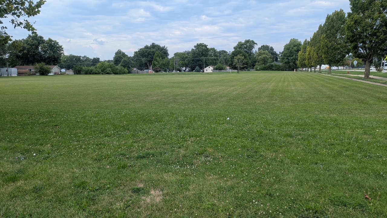520 S Maplewood Drive Property Photo 1