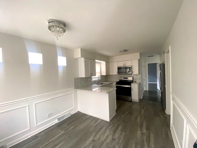 7955 S Wentworth Avenue Property Photo 3