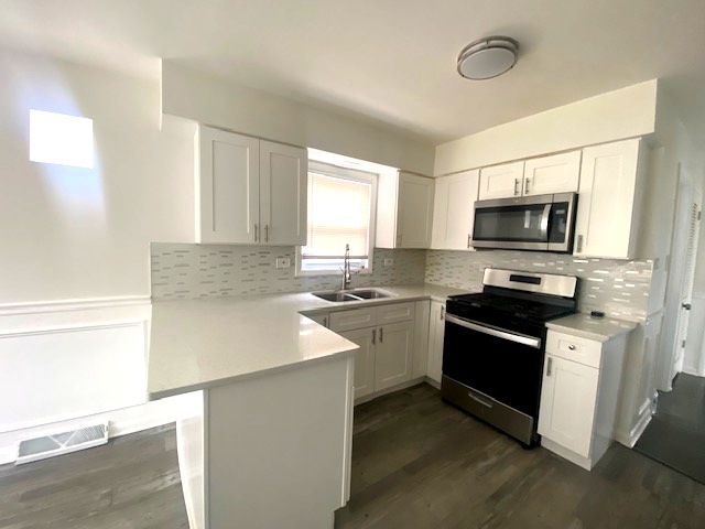 7955 S Wentworth Avenue Property Photo 4
