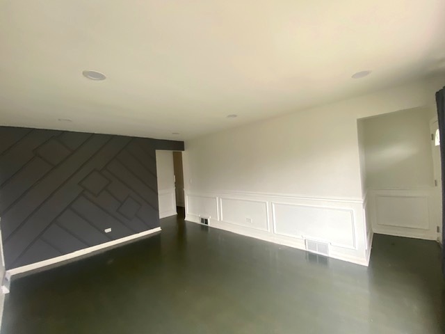 7955 S Wentworth Avenue Property Photo 9