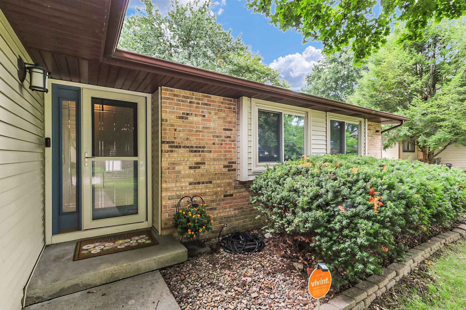 2615 Clayton Boulevard Property Photo 3