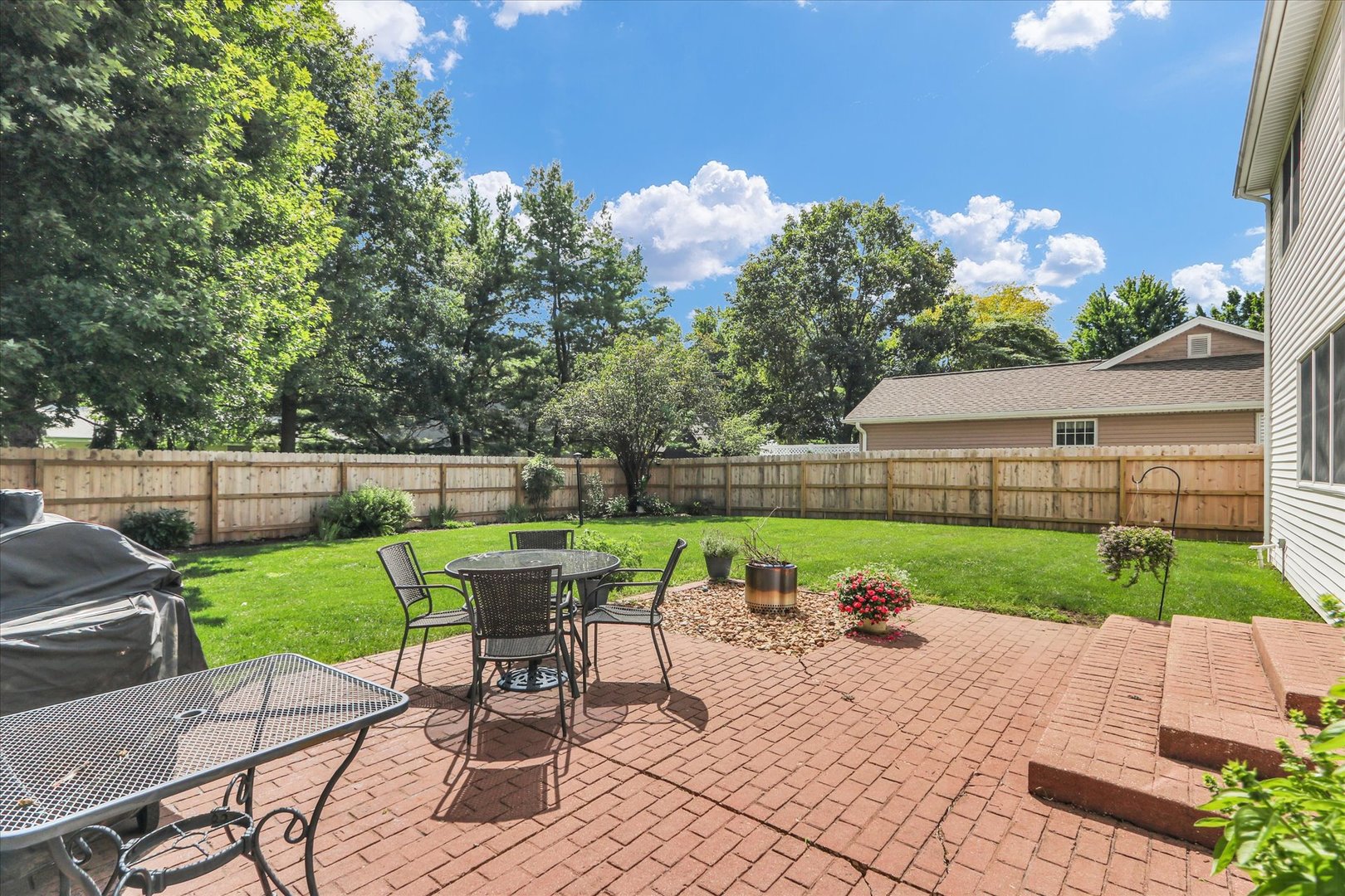 2314 Firethorn Lane Property Photo 46