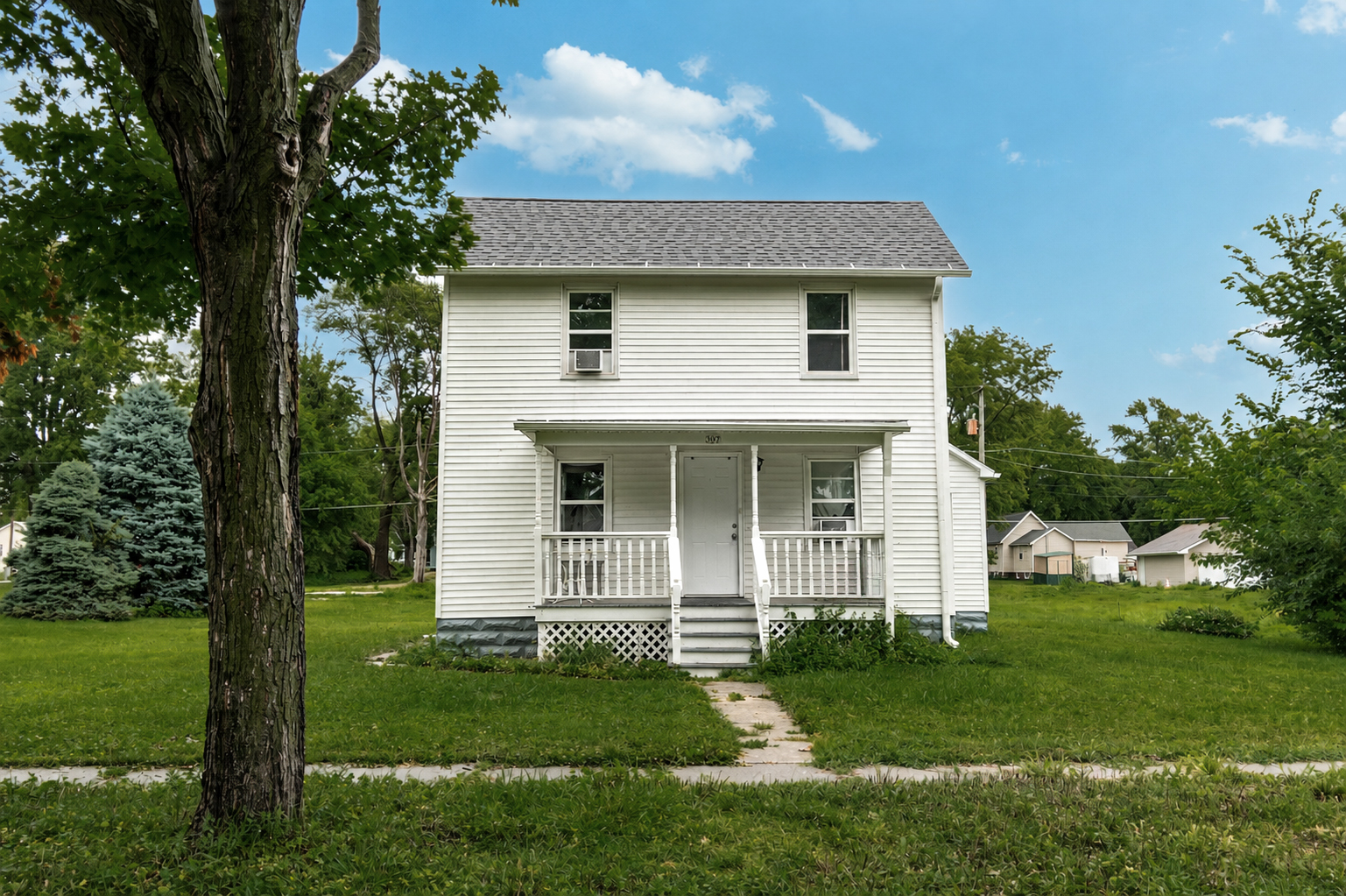 307 S Hickory Street Property Photo 2
