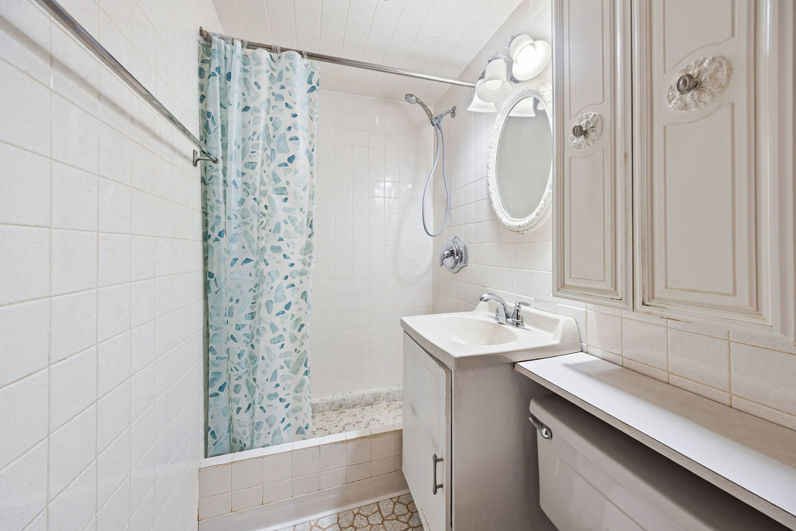 5335 N Natchez Avenue Property Photo 18