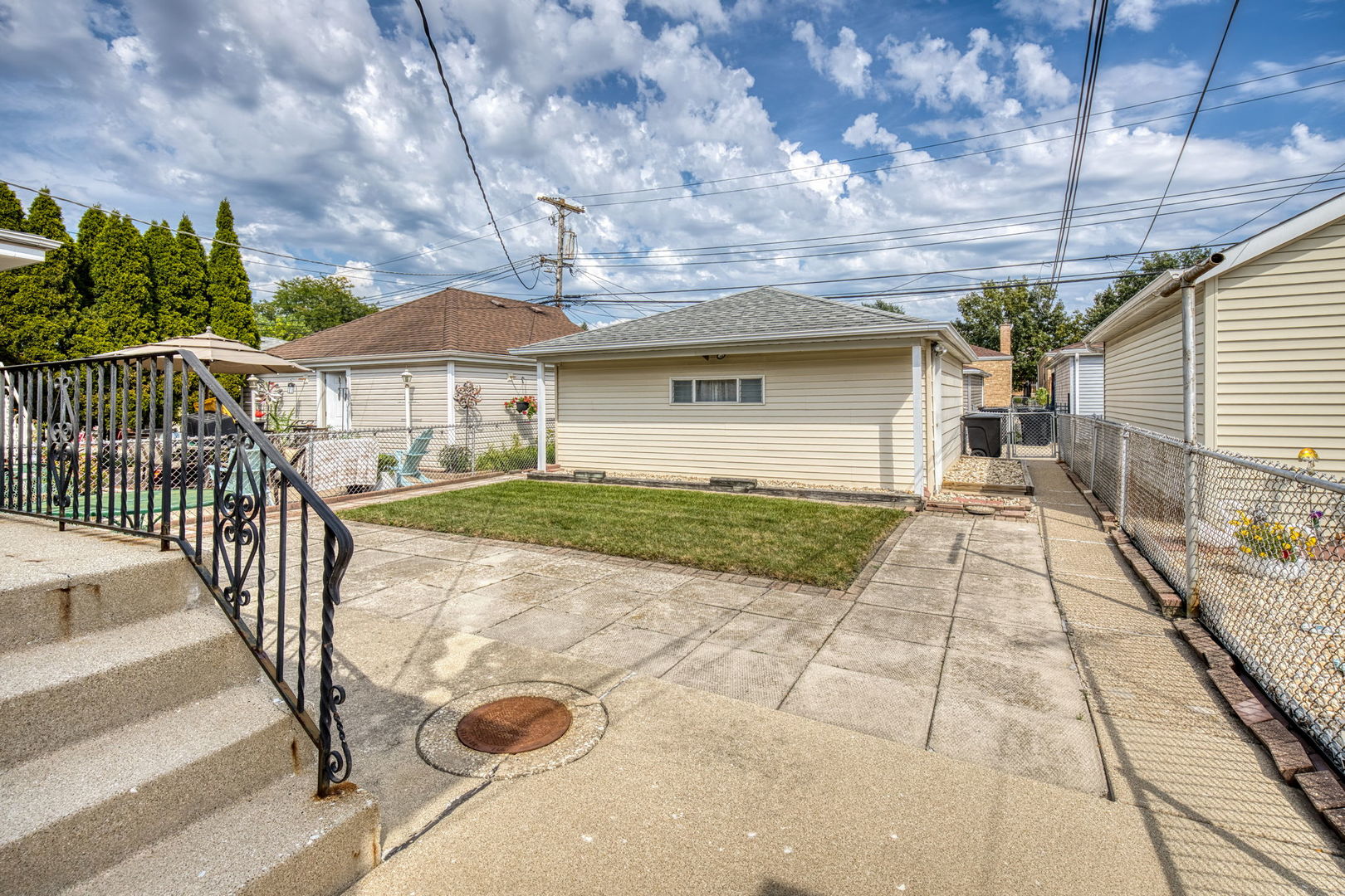 5335 N Natchez Avenue Property Photo 19