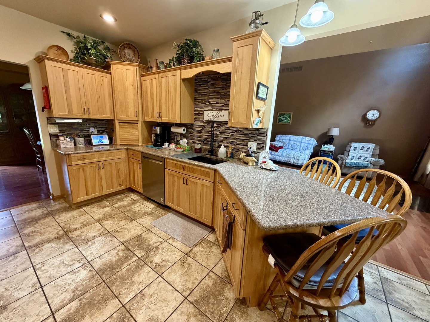 404 Timber Street Property Photo 6