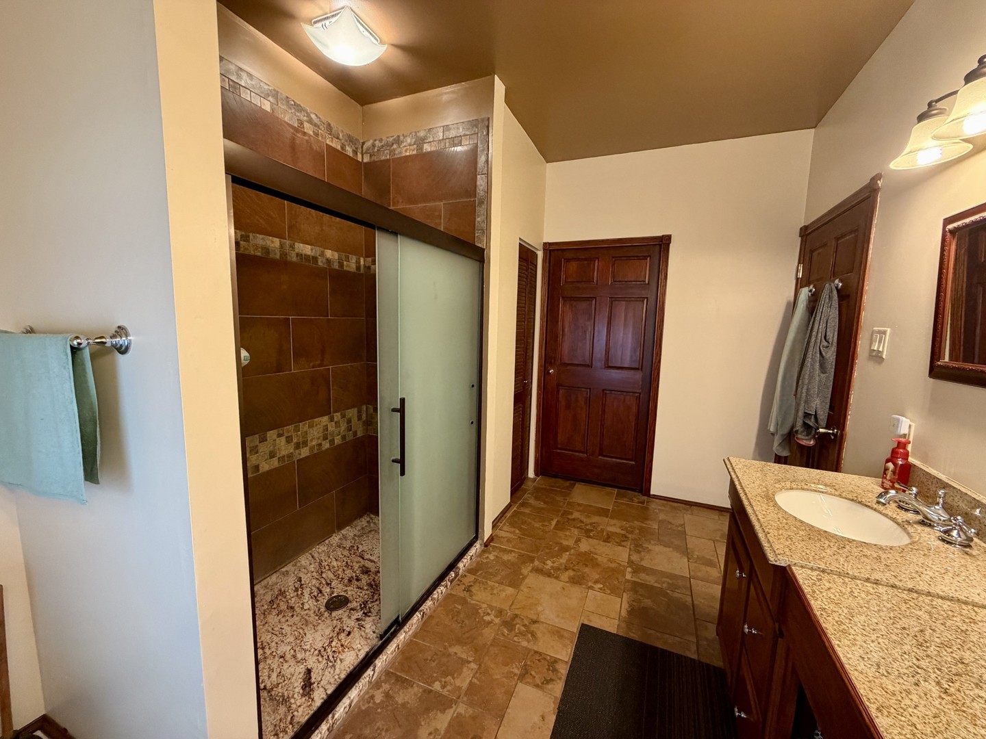 404 Timber Street Property Photo 15