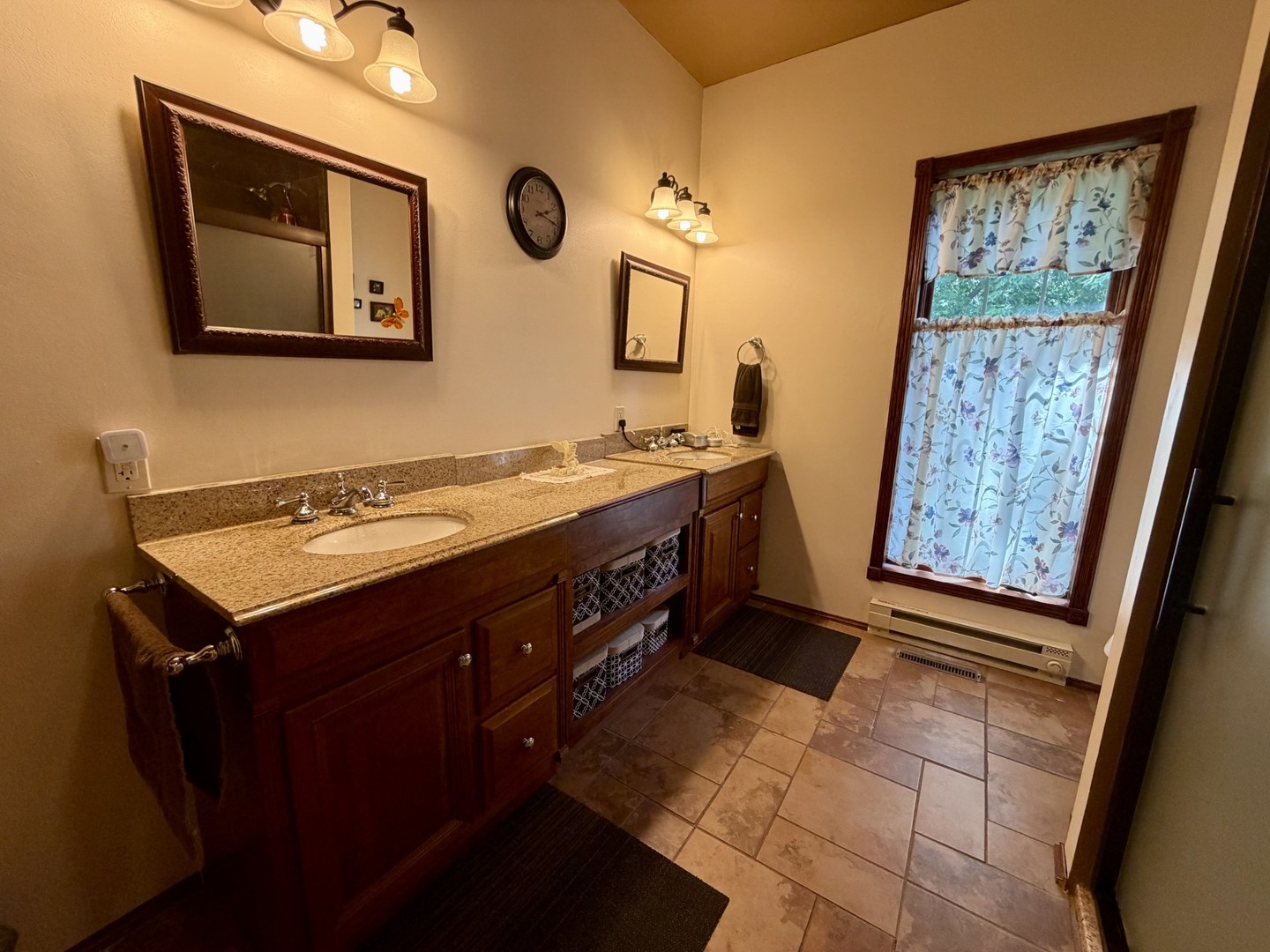 404 Timber Street Property Photo 16