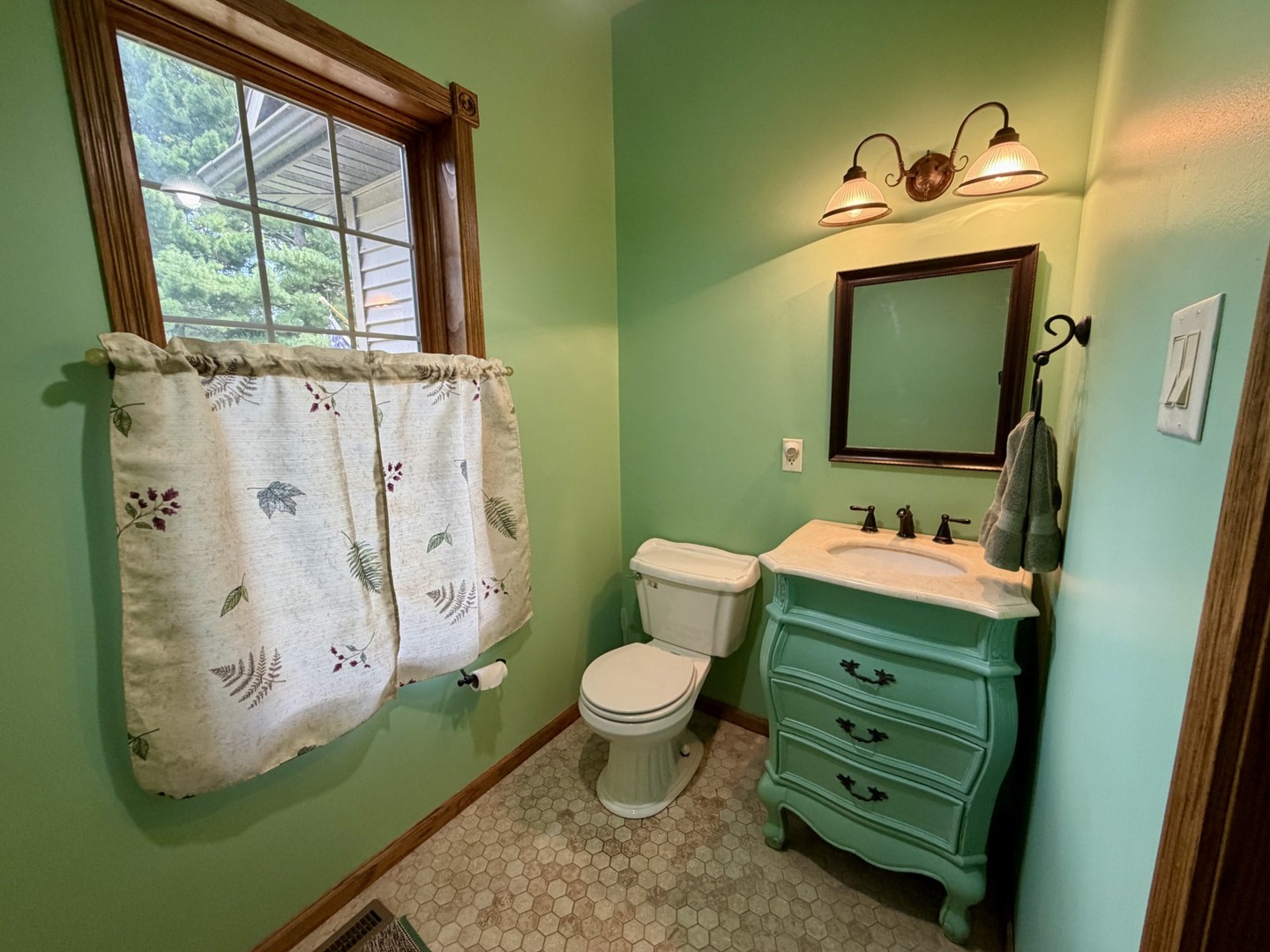 404 Timber Street Property Photo 22
