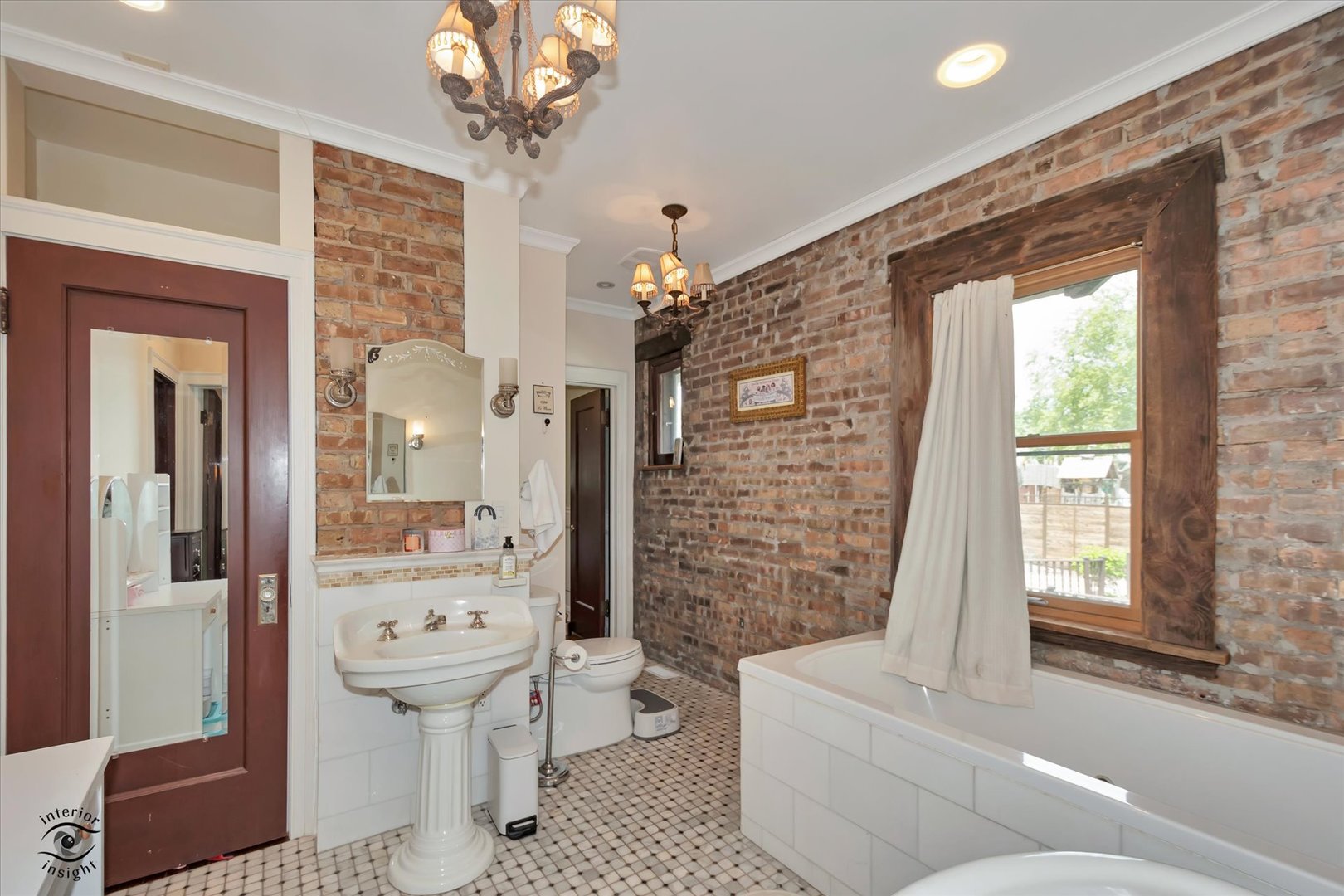 10516 S Seeley Avenue Property Photo 22