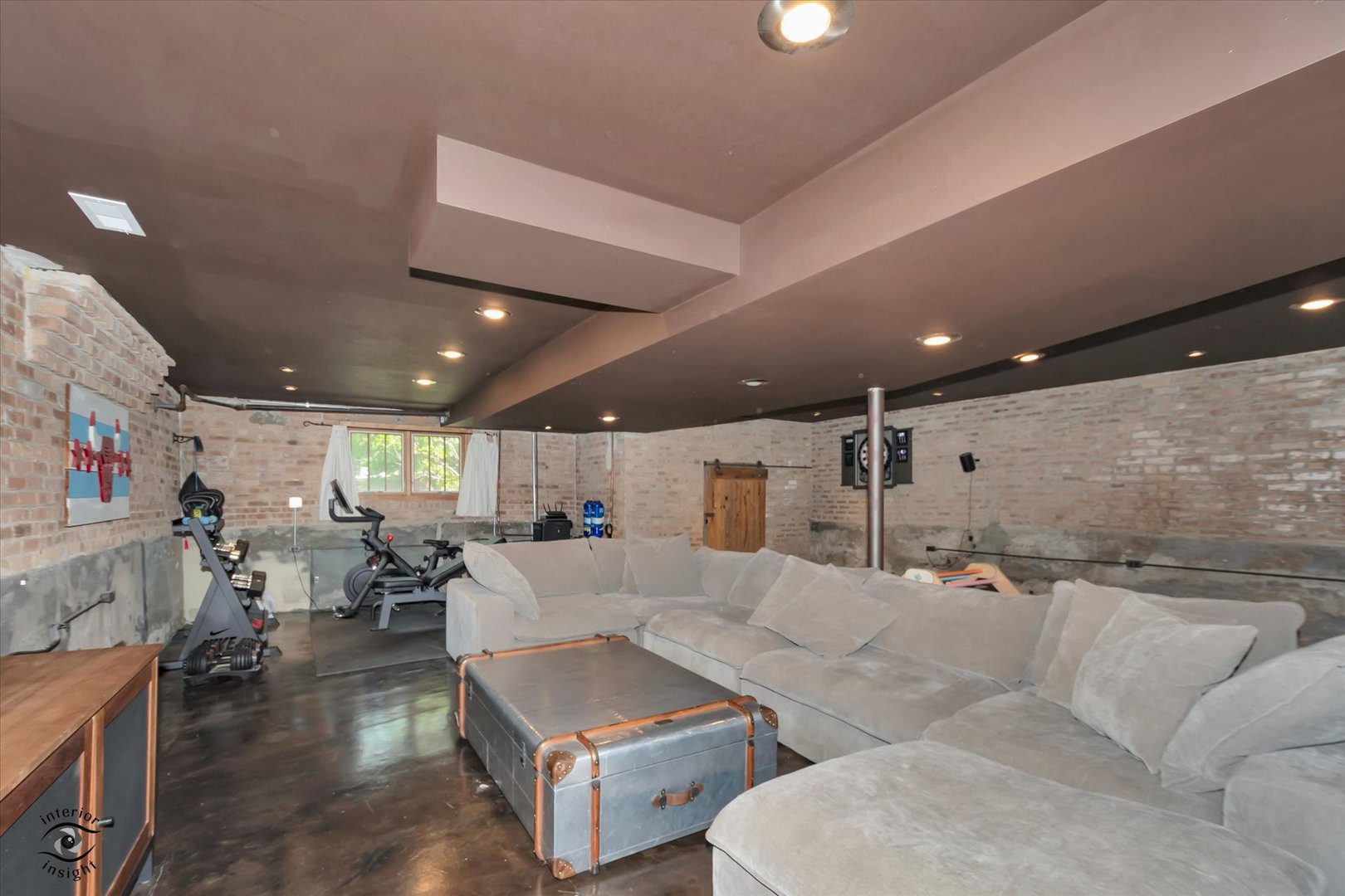 10516 S Seeley Avenue Property Photo 28