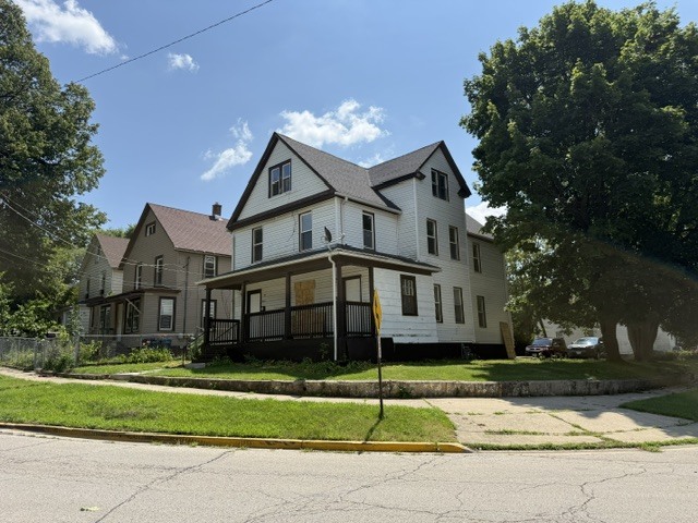 637 8th Street Property Photo