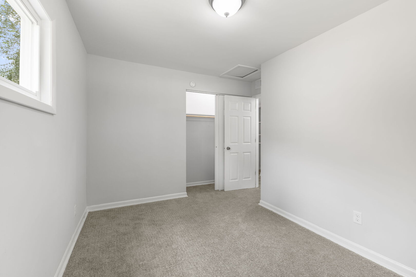 15145 Honore Avenue Property Photo 14