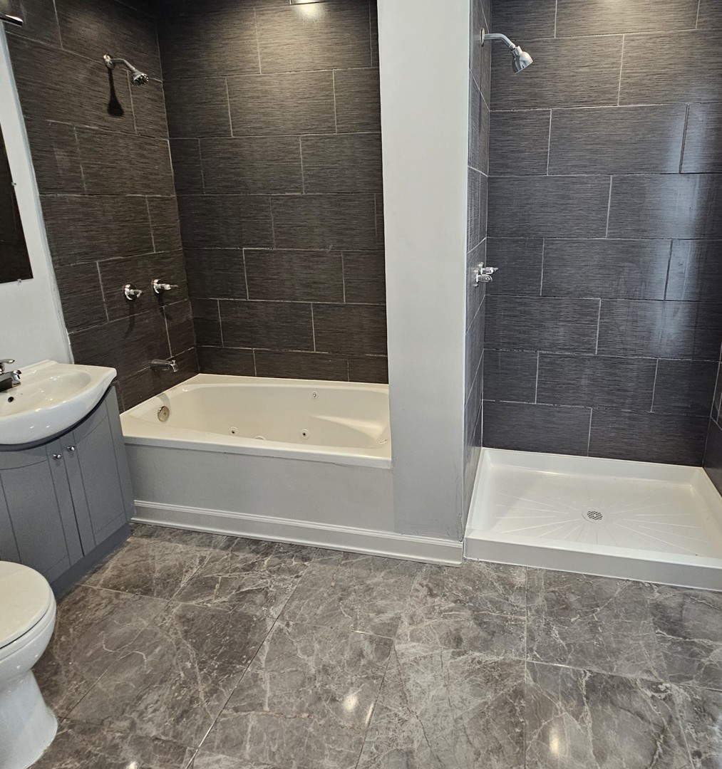 4914 W Congress Parkway Property Photo 17